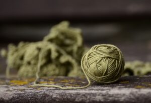 埋没糸が見える時の対処法と原因は？