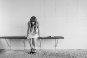 眼瞼下垂の手術後のダウンタイムはどれくらい？